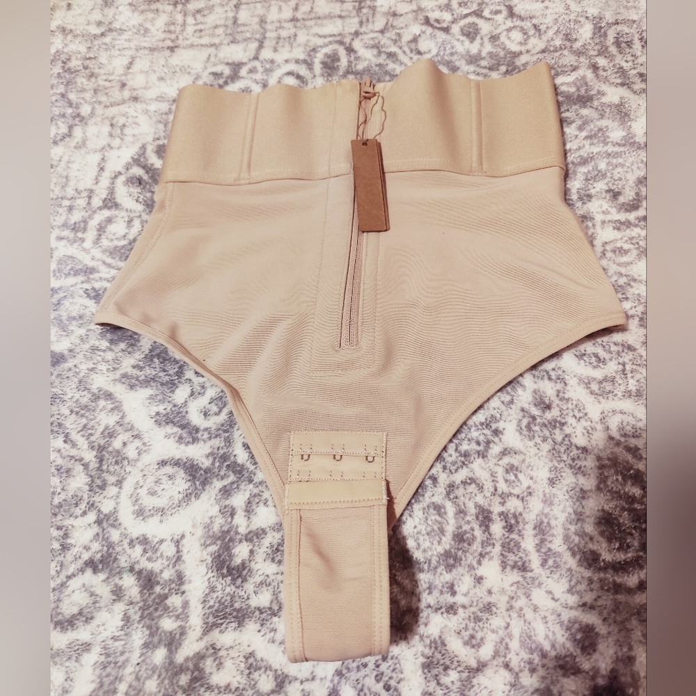 SHAPELLX High Waisted Body Shaper Shorts Shapewear for Women Tummy Control